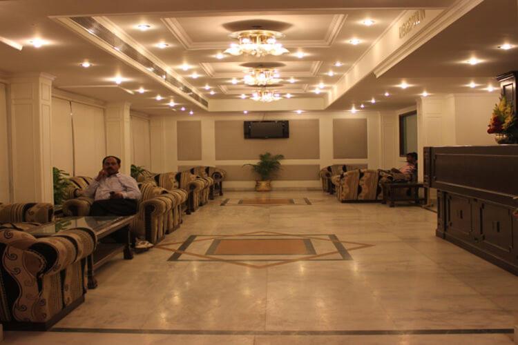 Hotel Vaibhav Varanasi Exterior photo